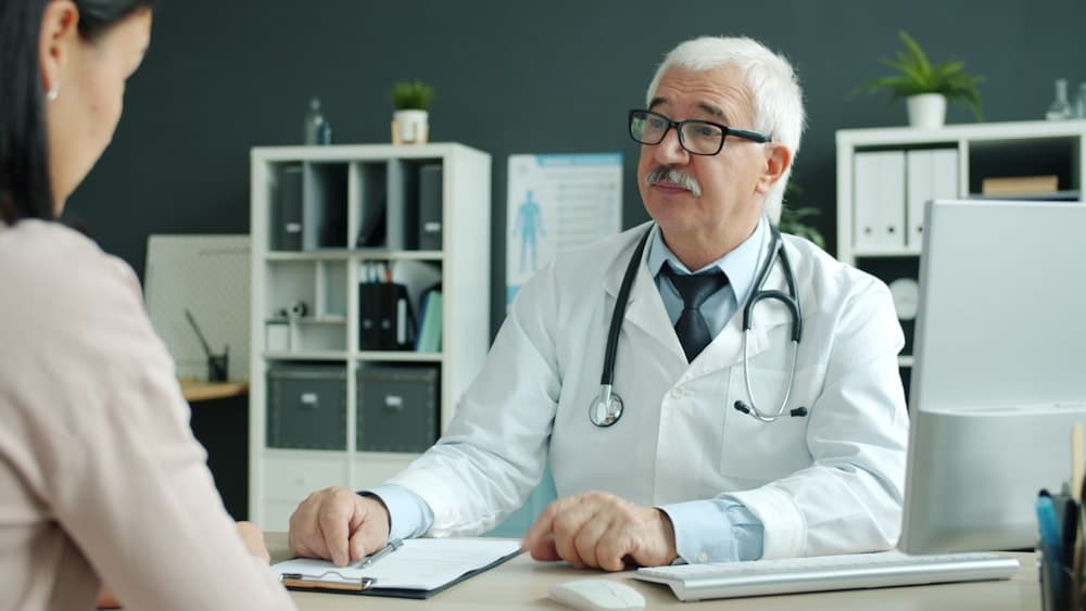 Atendimento médico em clínica integrada